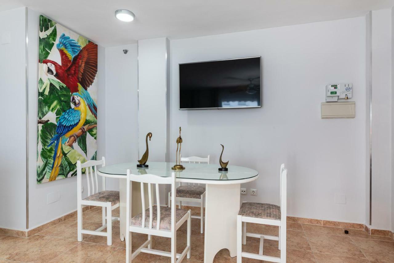 Apartamento Al Lado De La Playa Benalmádena Dış mekan fotoğraf